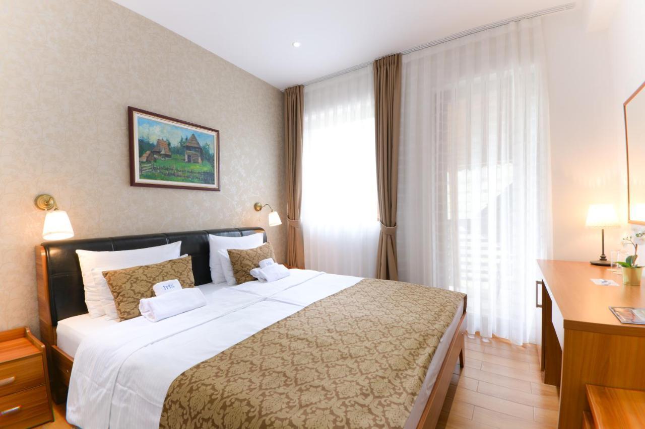 Hotel Iris 4*