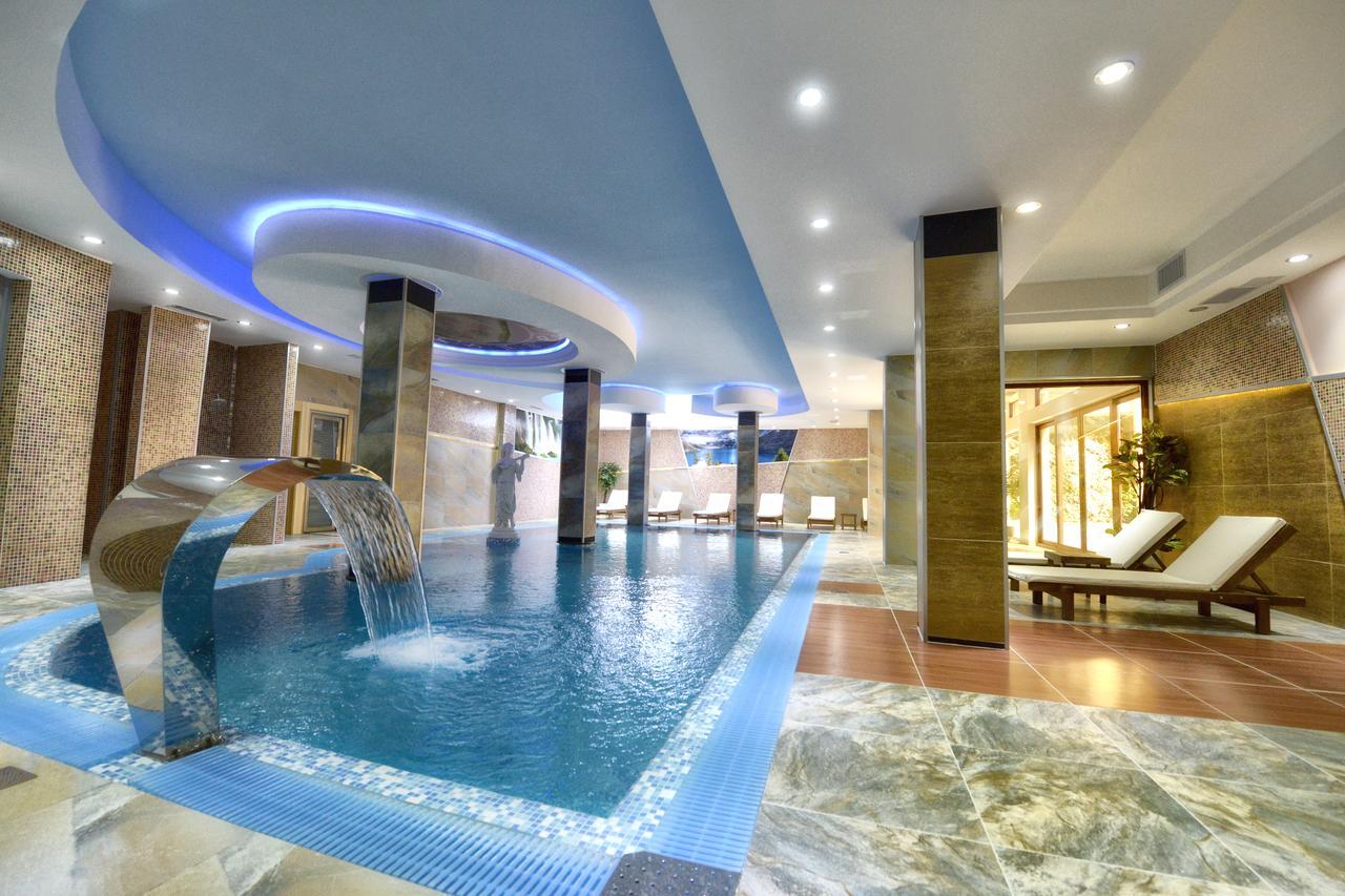 Hotel Iris 4*
